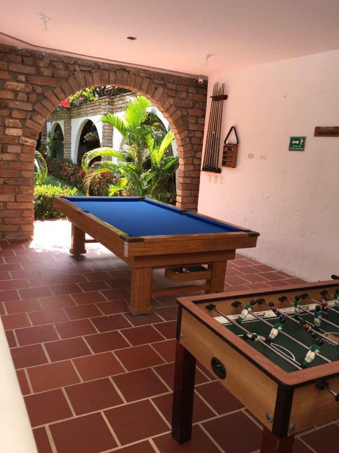 Hotel Y Restaurante Bienmesabe Santa Fe de Antioquia Exteriér fotografie
